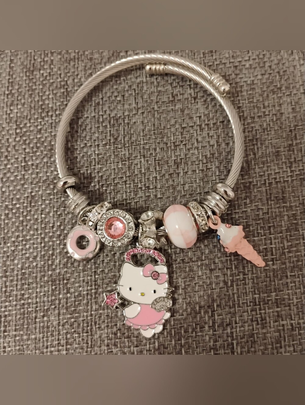 NEW Hello Kitty Expandable Bracelet - Pink Charms w/SHW